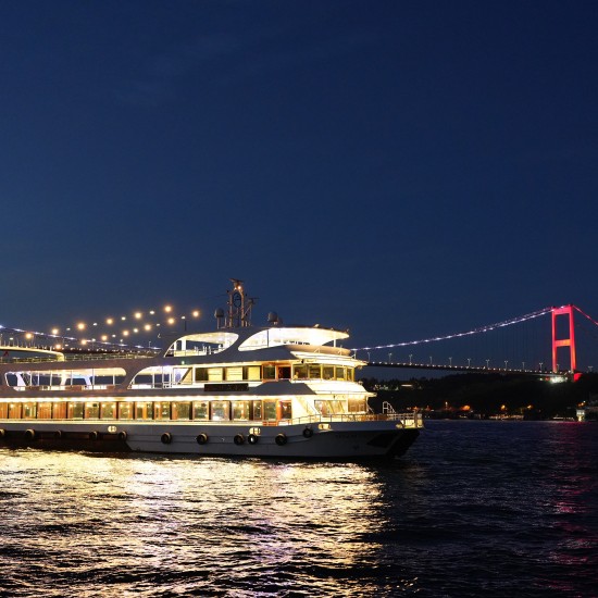 BOSPHORUS DINNER CRUISE & TURKISH NIGHT SHOW (PRIVATE STANDARD TABLE NON ALCOHOL)